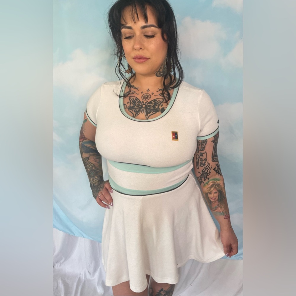 Vintage Nike challenge court dress